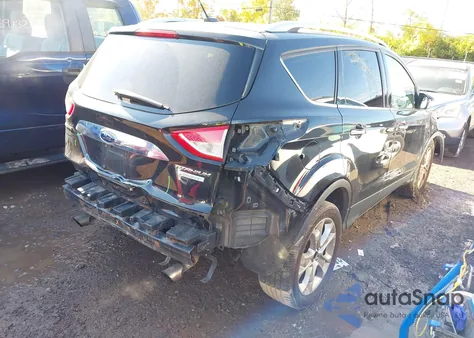 2015 Ford Escape Titanium из США, поврежденный, VIN 1FMCU0J97FUC07836